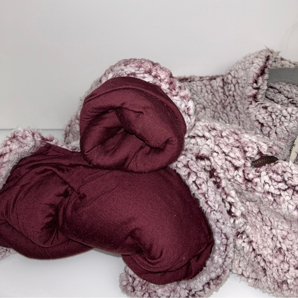 Womens Sherpa sweater - Picture 3 of 4